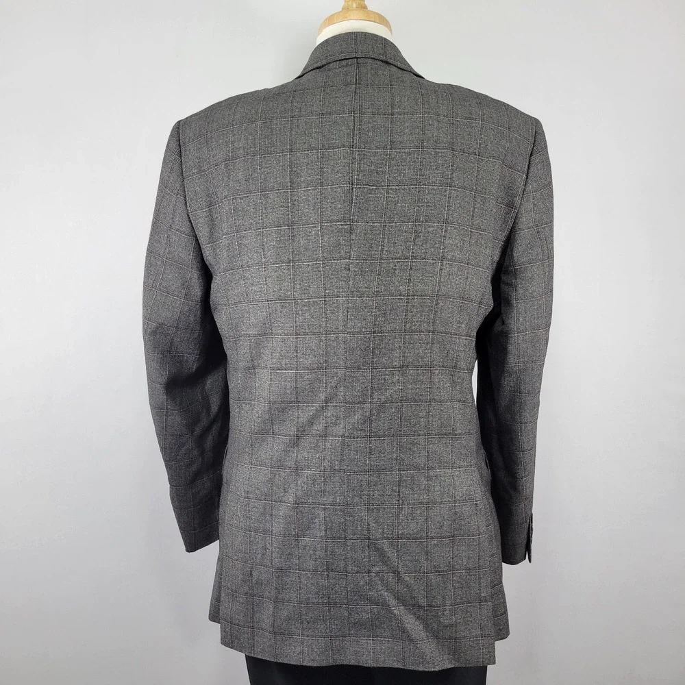 JOS A‎ BANK Men's Sport Coat Blazer Two Button Gray Windowpane Wool Size 41L